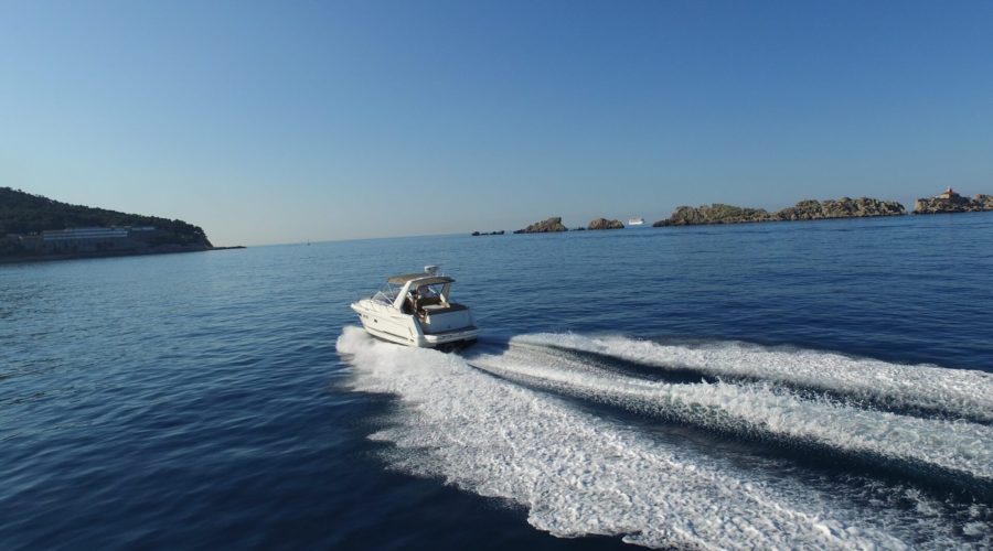 boat tour elaphite islands